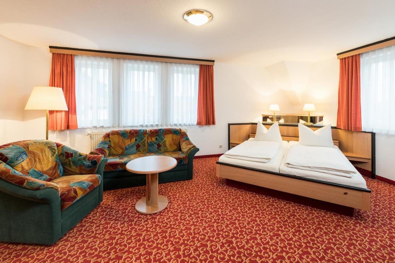 אייזנבאך Hotel Am Markt מראה חיצוני תמונה
