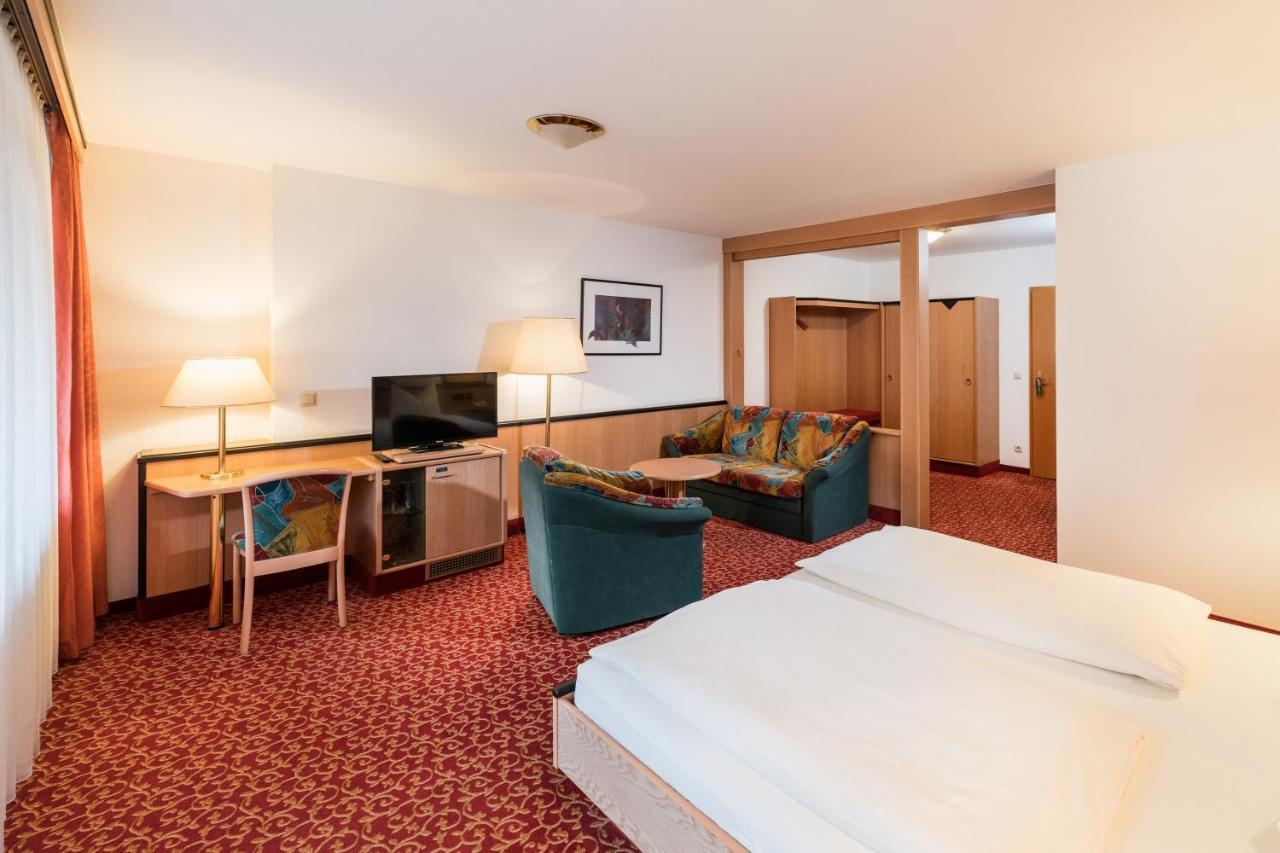 אייזנבאך Hotel Am Markt מראה חיצוני תמונה